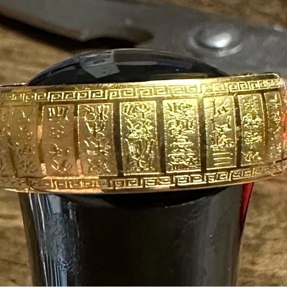 Nwt Mens Etched Ring 18k gold etched wide - Picture 2 of 3